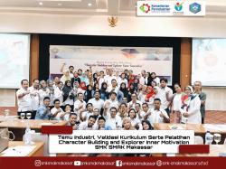 Temu Industri Serta Character Building and Explorer Inner Motivation SMK SMAK Makassar
